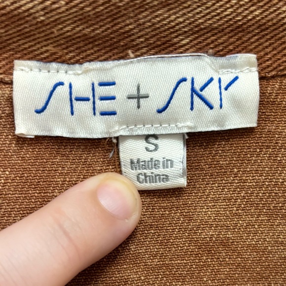 She + Sky Denim Snap Front Shacket Rust Tan Raw Hem Size Small - Picture 3 of 8
